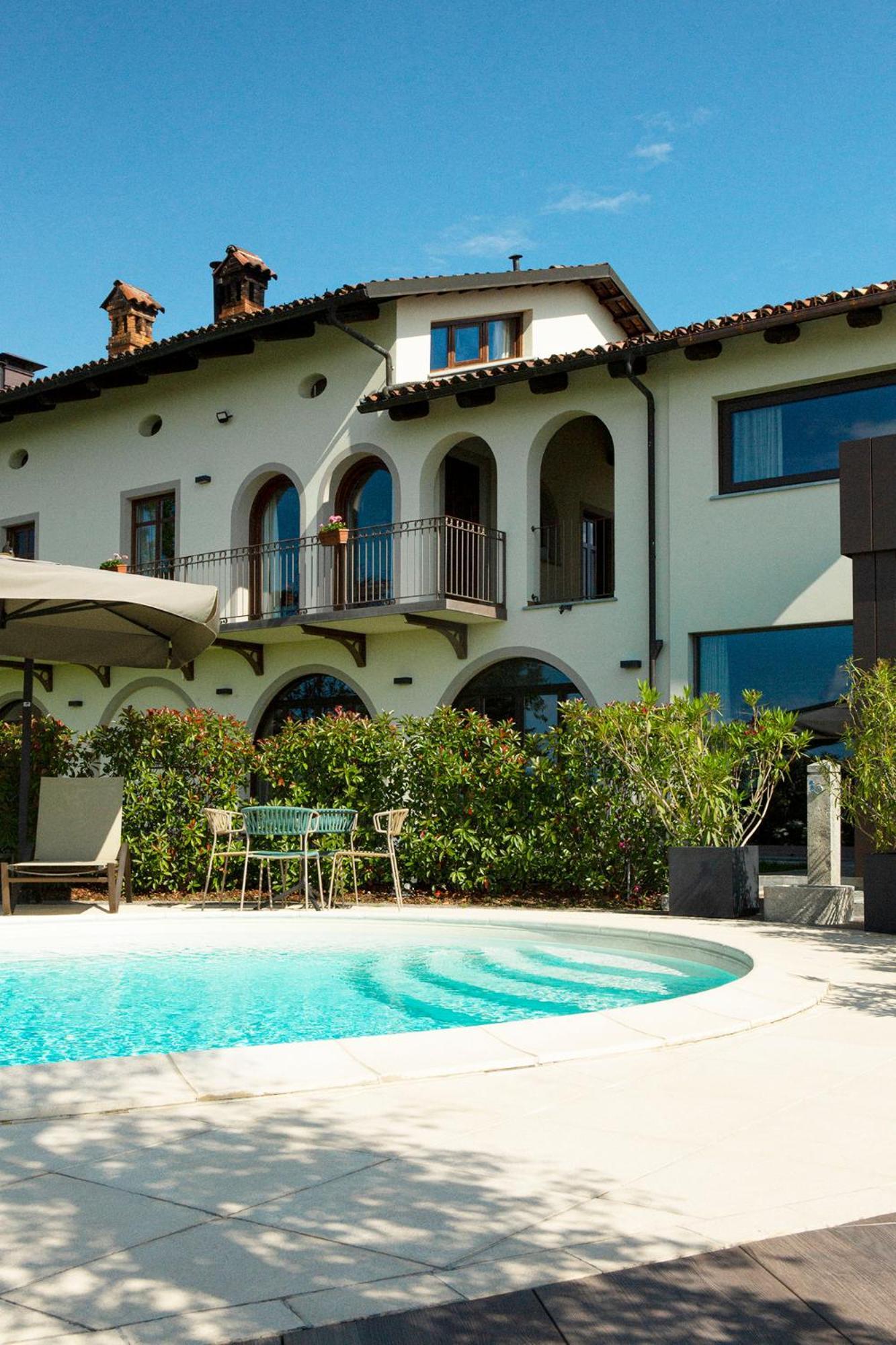 Agriturismo Brandini La Morra Esterno foto