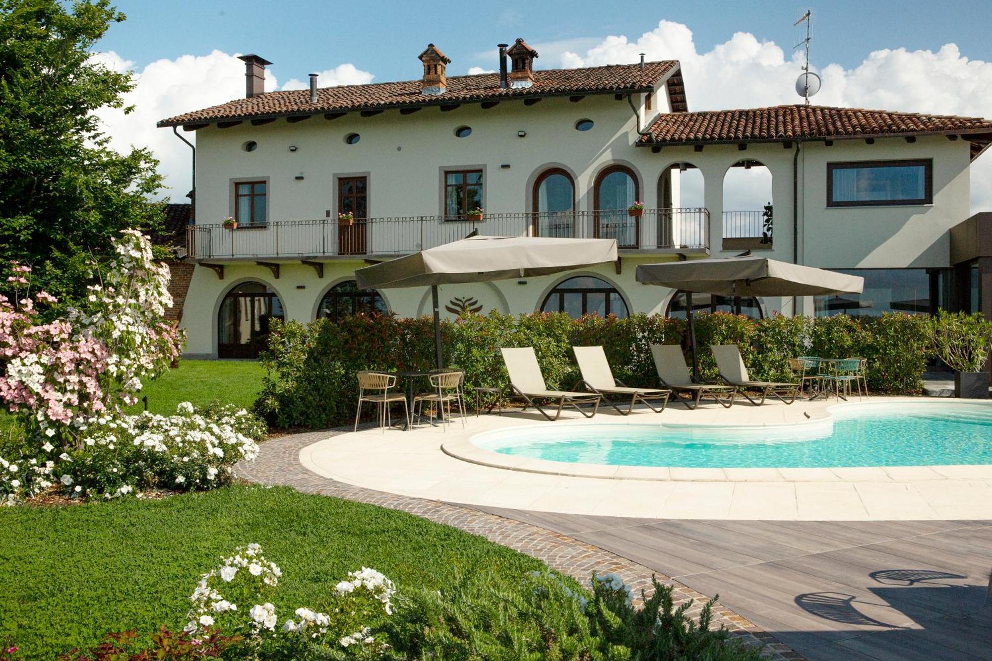Agriturismo Brandini La Morra Esterno foto